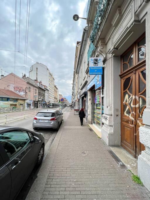 Secteur Gare Et Gem: 2 Pieces - Fibre - Confort + Grenoble Exterior photo